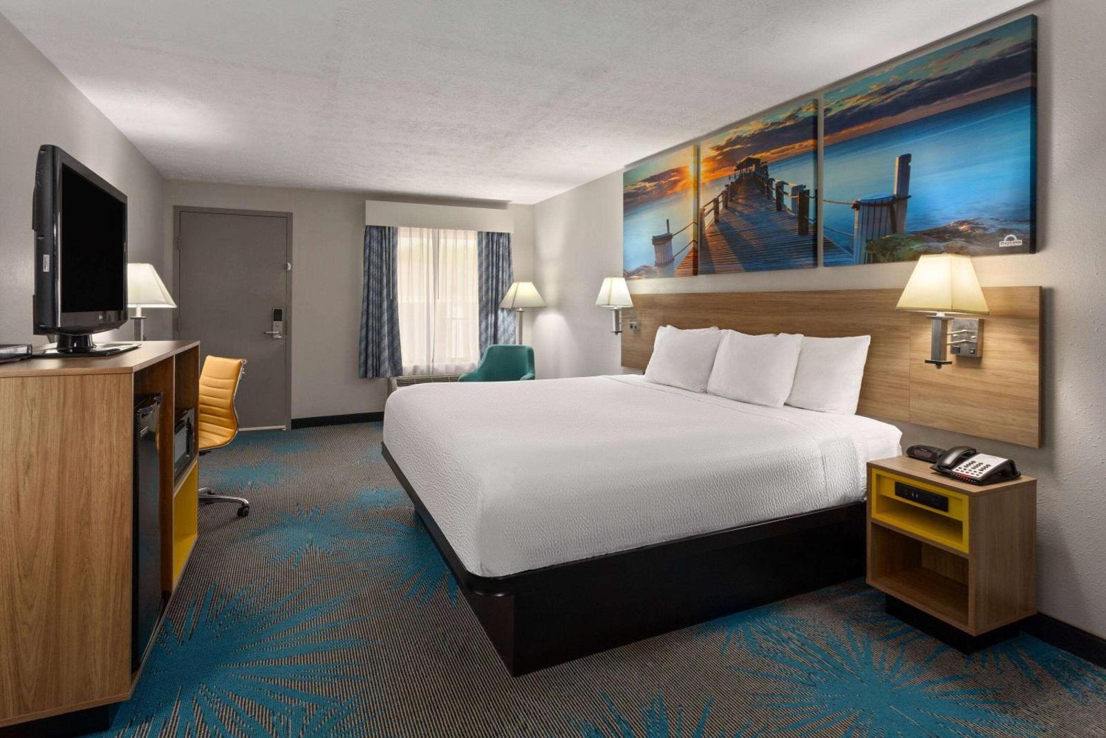 Days Inn by Wyndham Douglasville-Atlanta-Fairburn Road Main image 2